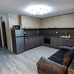 Villa комплекс родопска среща - къщи и *