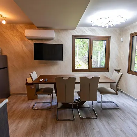 комплекс родопска среща - къщи и *